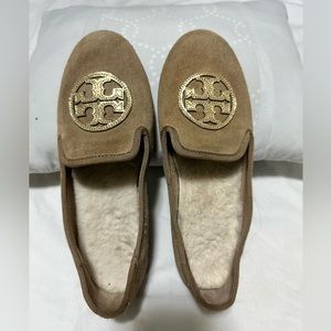Tory Burch Flats in Taupe with fur lining